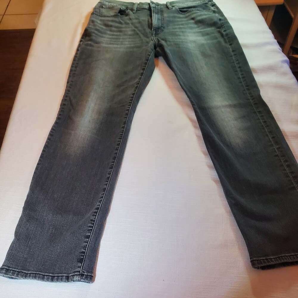 Lucky Brand Men's Denim Jeans Size 34x30 Straight Leg Blue Pre-Owned